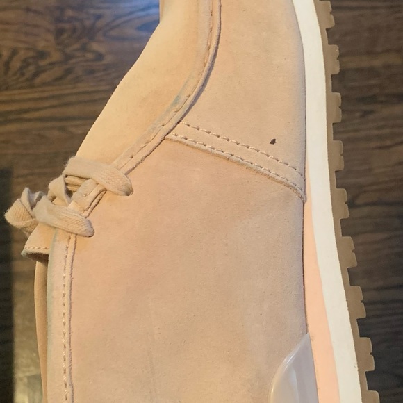 Mint condition authentic Tory Burch sport Chukka Trainer - Picture 5 of 8